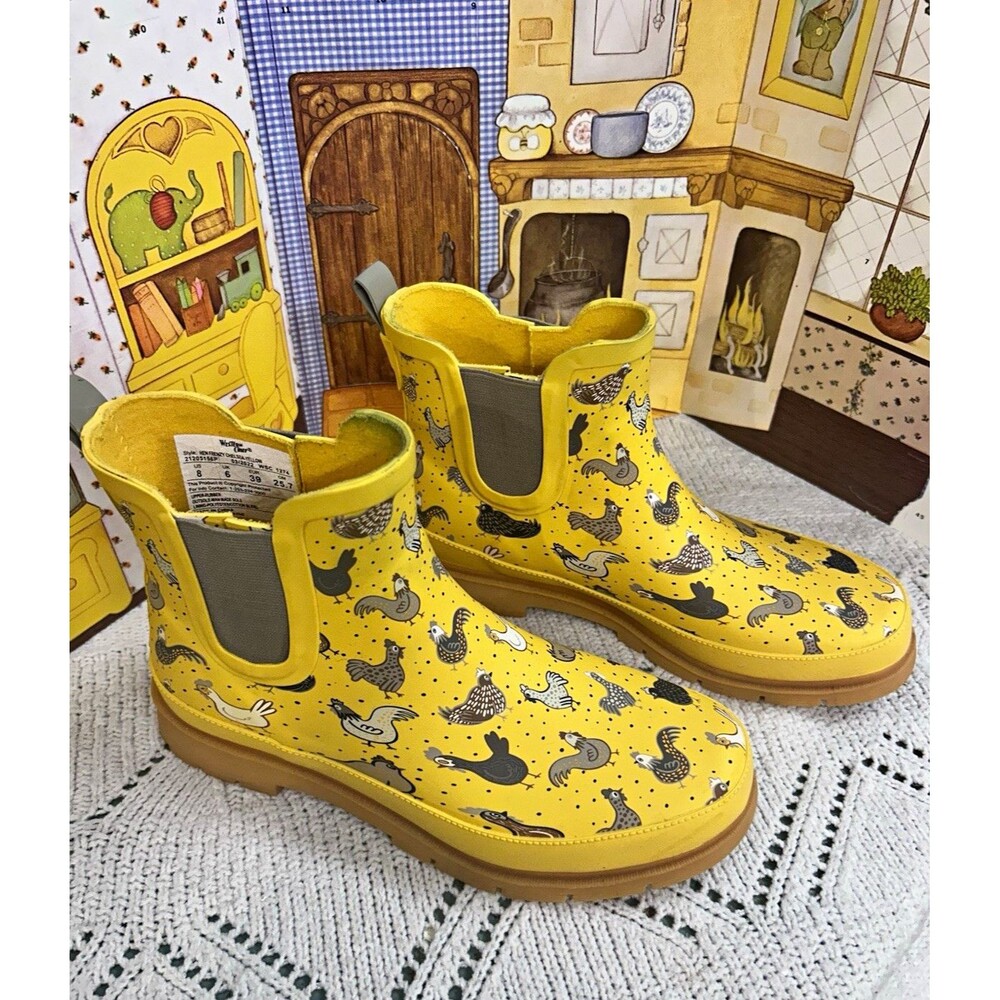 Western Chief Hen Frenzy Chelsea Rain Boot Women's Size 8 Yellow Chicken Rubber